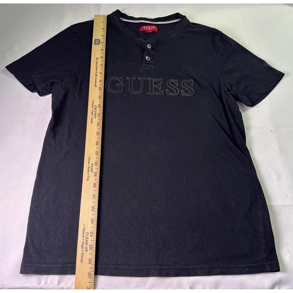 Guess Los Angeles Men's Black Henley Shirt Short Sleeve Embossed Logo Size Large - Picture 7 of 9